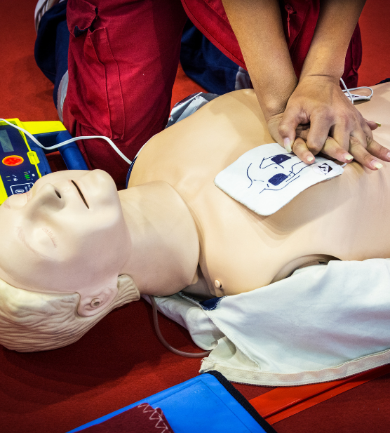 Imagen secundaria - Curso RCP y DEA